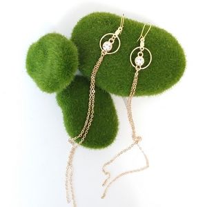 Retro 80'slong chain rhinestone earrings